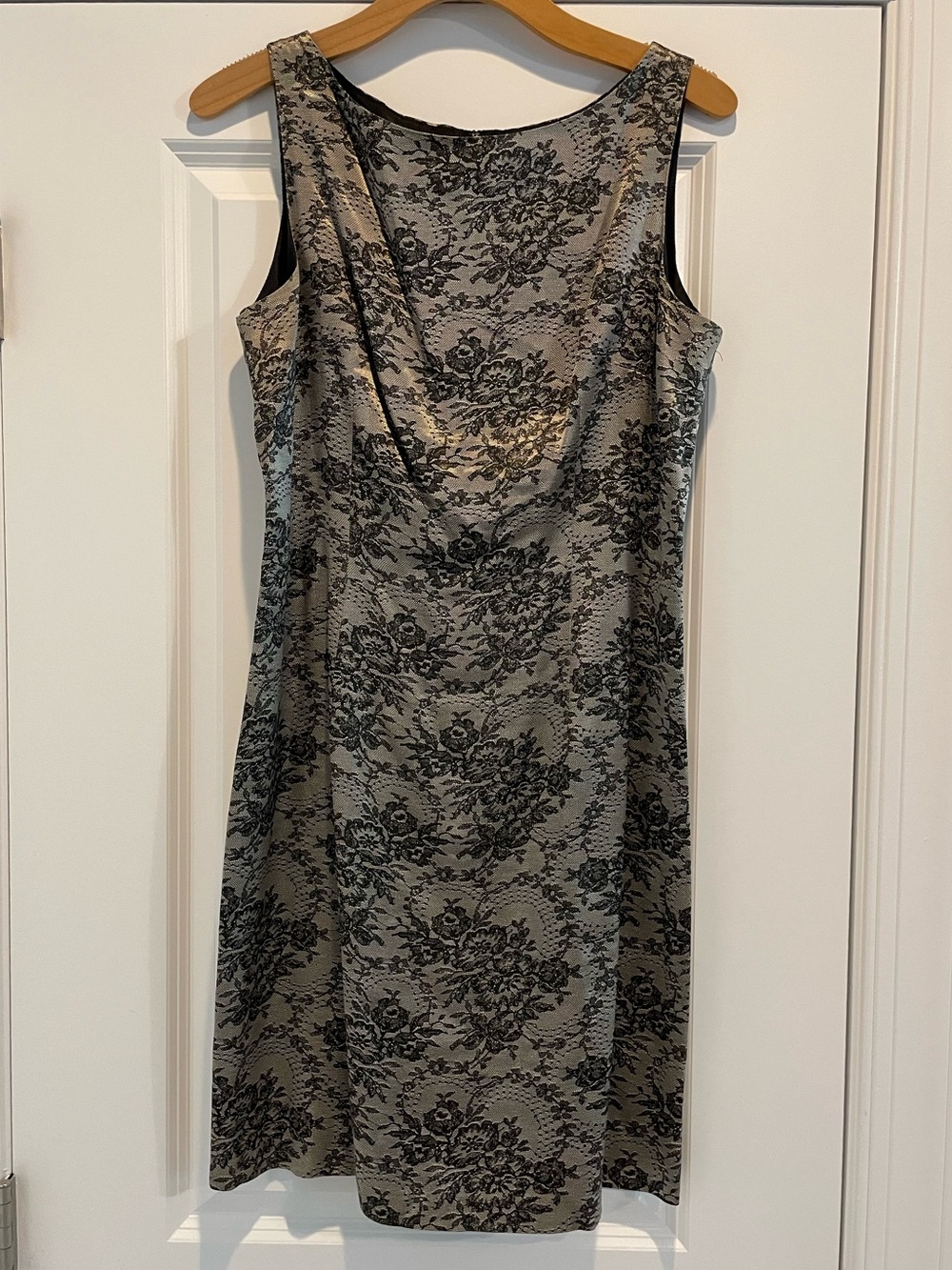 Ronni Nicole Black & Silver Floral Jacquard Midi Dress